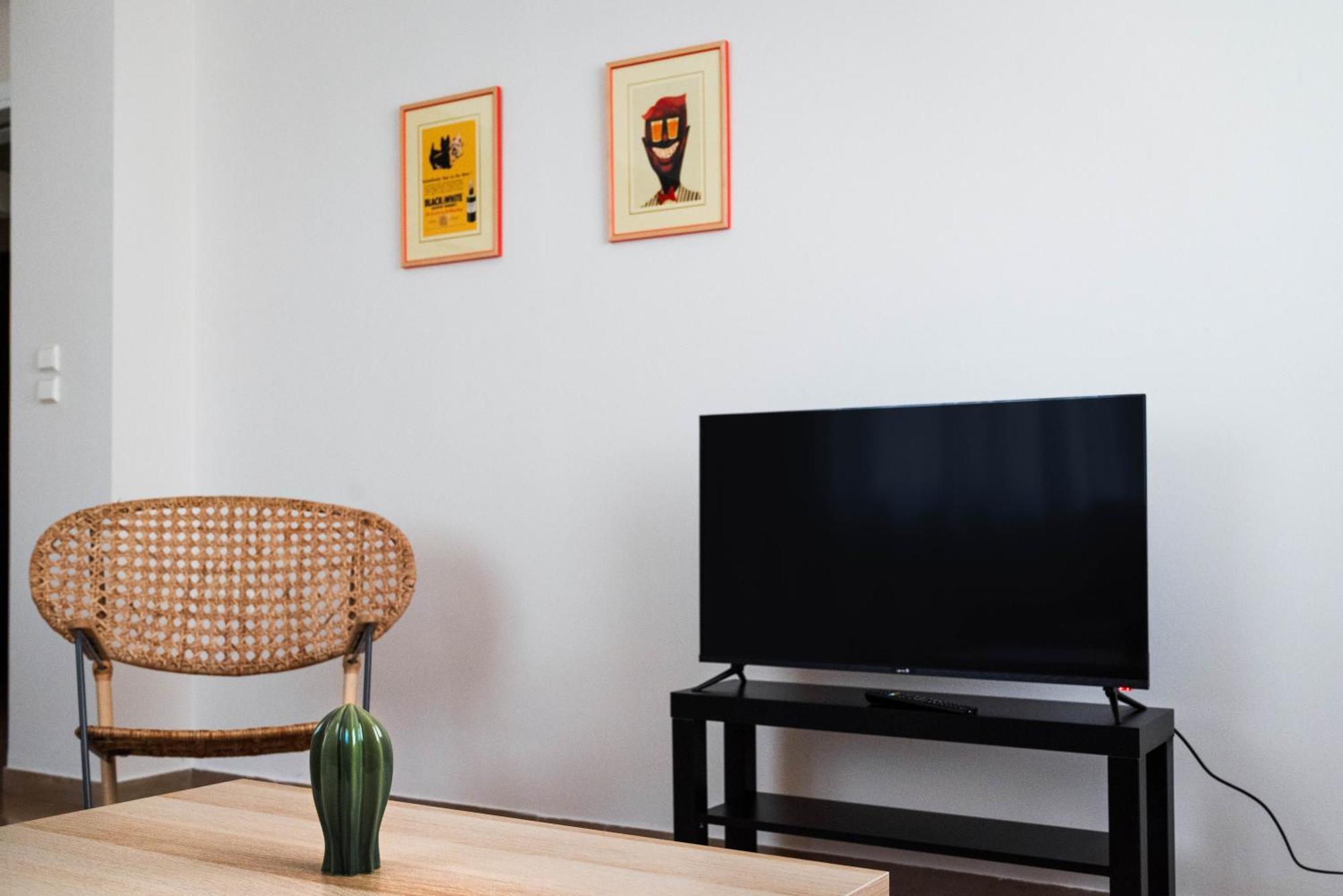 Apartment Spacious Nest 2bd Next To Acropolis Athens