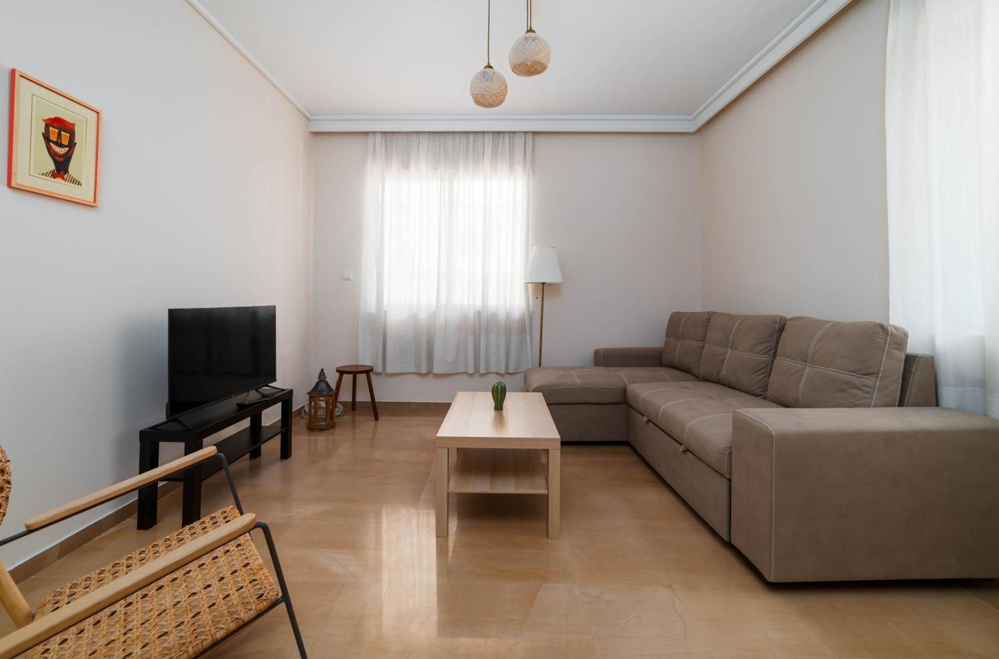 Apartment Spacious Nest 2bd Next To Acropolis