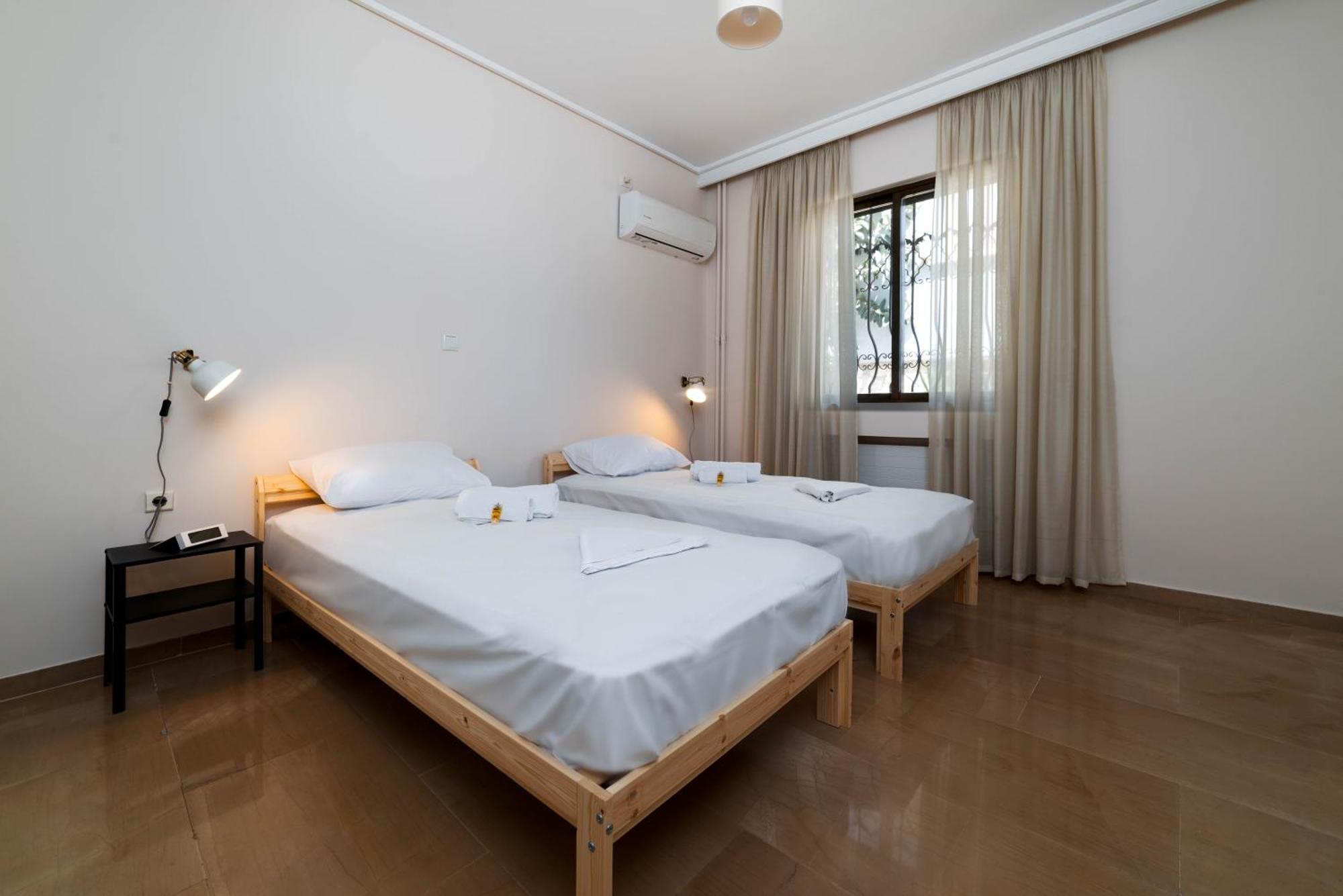 Spacious Nest 2bd Next To Acropolis Apartment